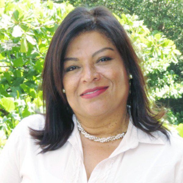 Gloria Arias