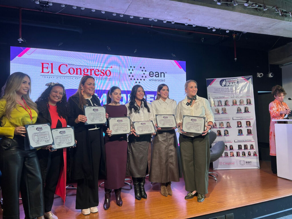 Fogacoop presente en el panel: Liderazgo Financiero y Tecnológico del encuentro “Mujeres que construyen país”