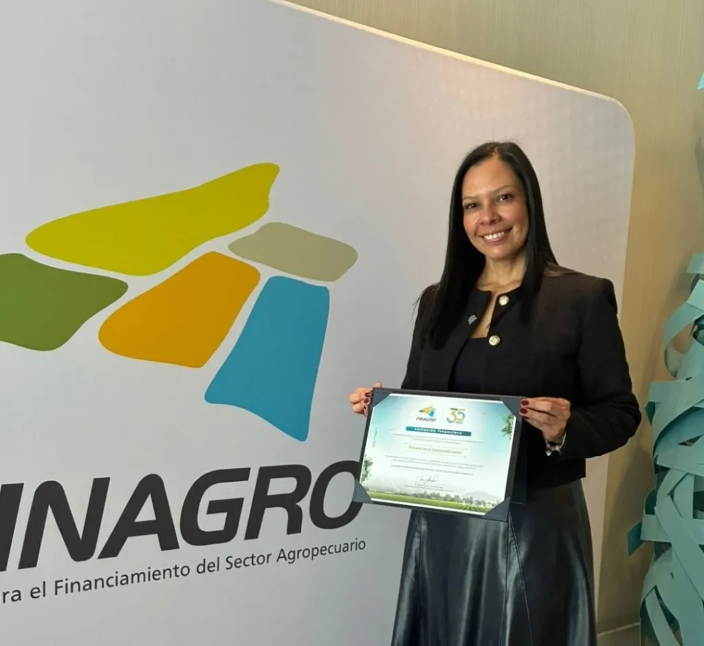Financiera Comultrasan, líder en inclusión financiera rural, recibe reconocimiento de Finagro